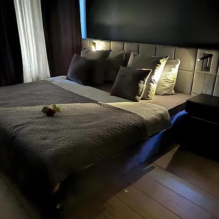 La & Apartment, Centre - Contactless Check-in * Hanau