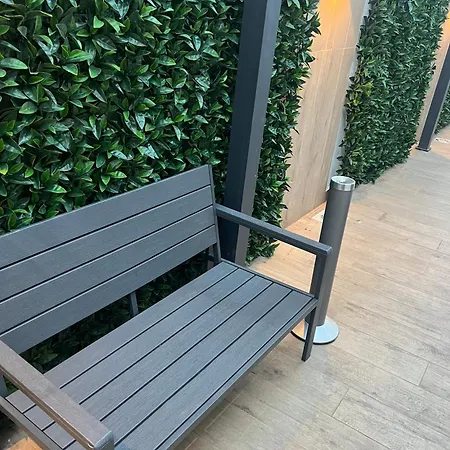 La - Self Check-in * Hanau