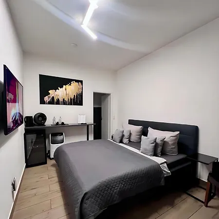 La & Apartment, Centre - Contactless Check-in Hotel Hanau
