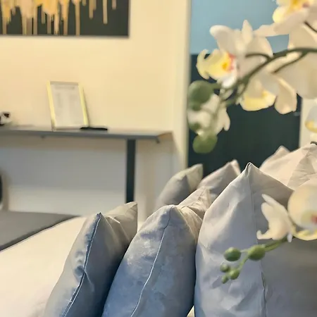 Hotel La - Self Check-in *