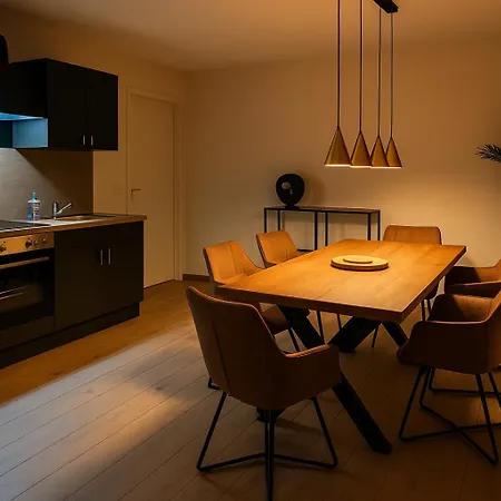 La - Self Check-in *