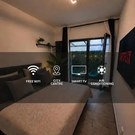 Hotel La - Self Check-in