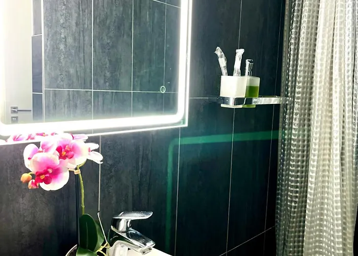 Hotel La - Self Check-in *