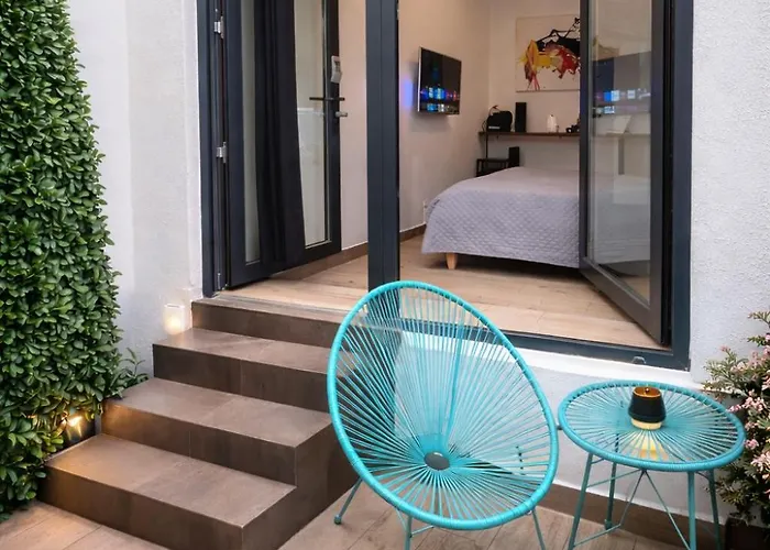 La - Self Check-in * Hanau