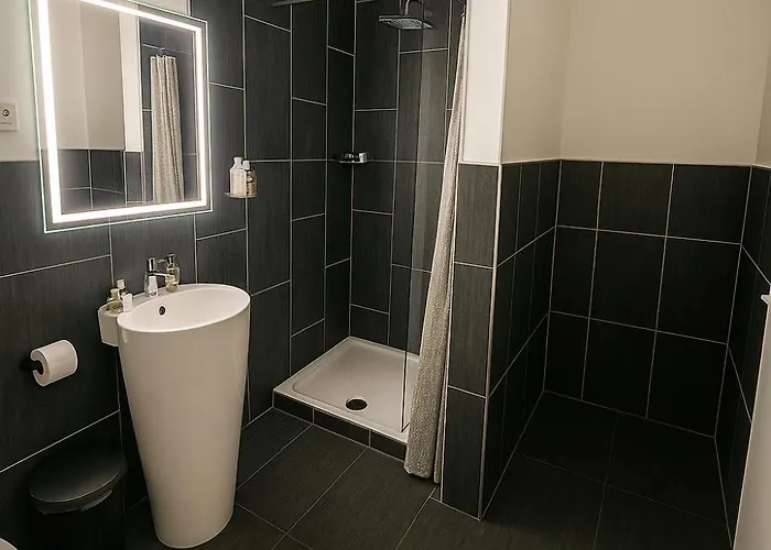 Hotel La - Self Check-in